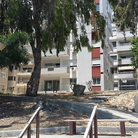Amathus Beach #10 Apartman