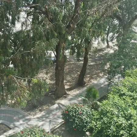 Amathus Beach #10 Apartman