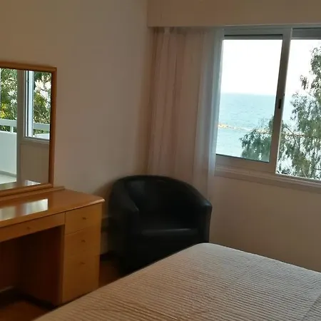 Amathus Beach #10 Appartement